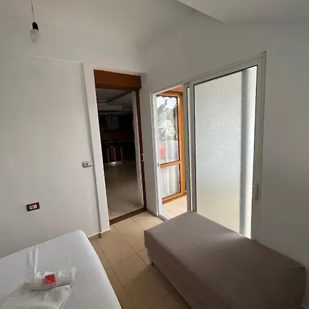 Delars Apartment Sarandë