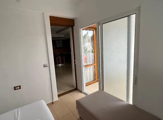 Delars Appartamento Sarandë