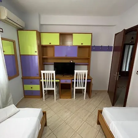 Delars Sarandë
